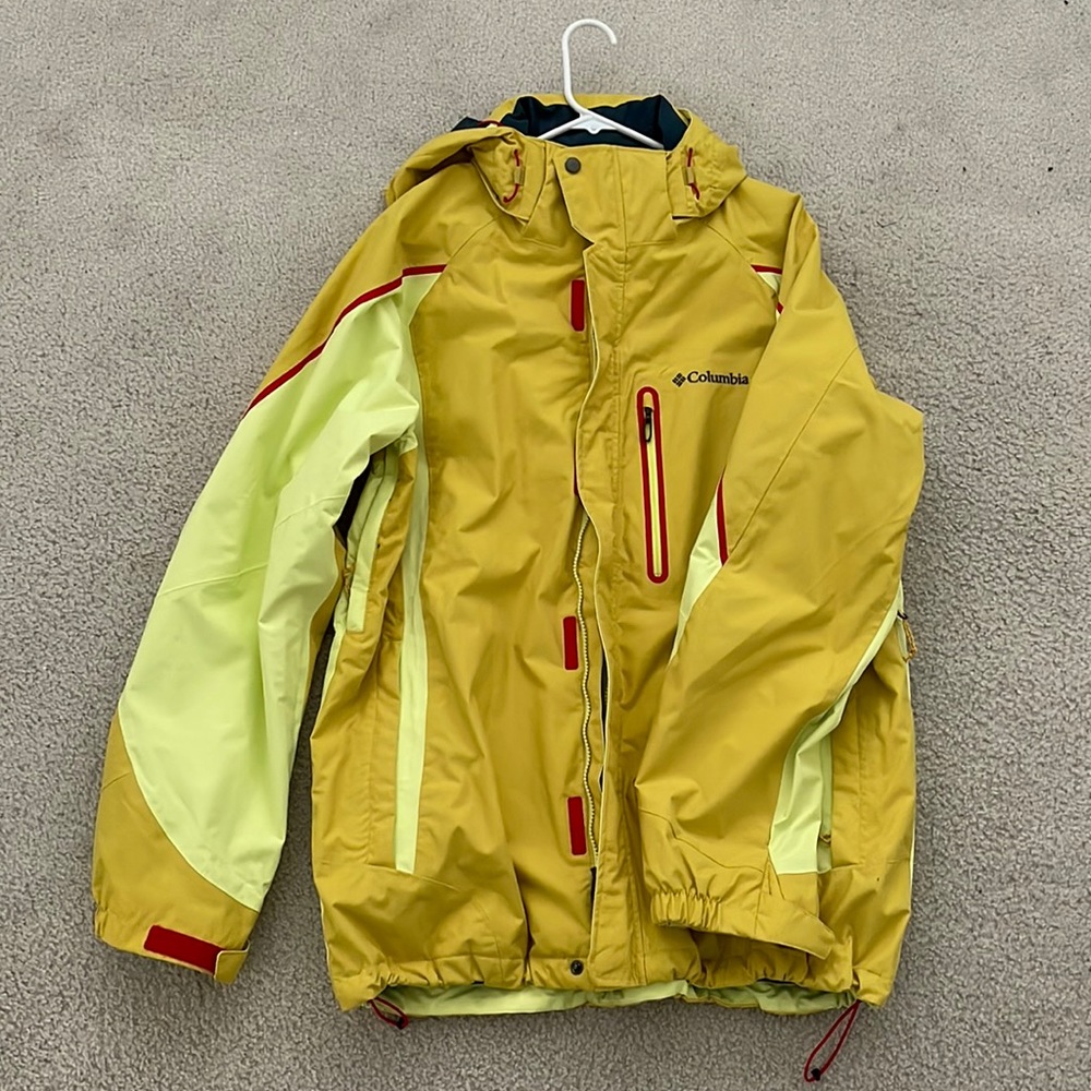 Columbia Omni Tech waterproof jacket